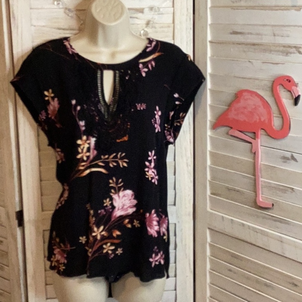 Short Sleeve Keyhole Front Top with Embroidery Accents by Daniel Rainn - Size L